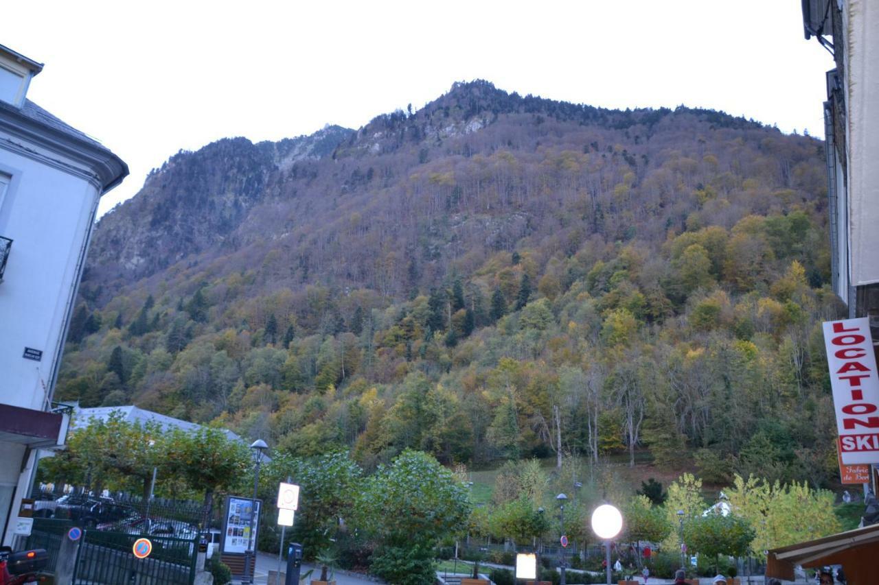 Petit Studio Dans Immeuble De Caractere Lägenhet Cauterets Exteriör bild