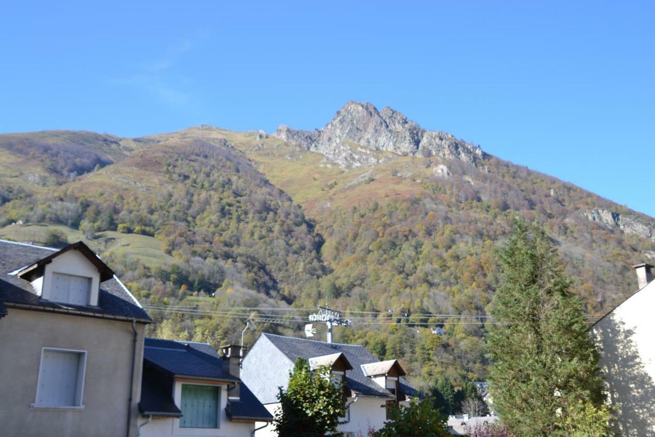 Petit Studio Dans Immeuble De Caractere Lägenhet Cauterets Exteriör bild